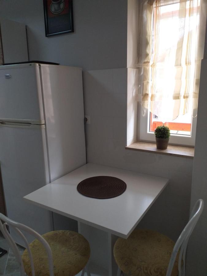 Fiesta Apartman Miskolc Buitenkant foto